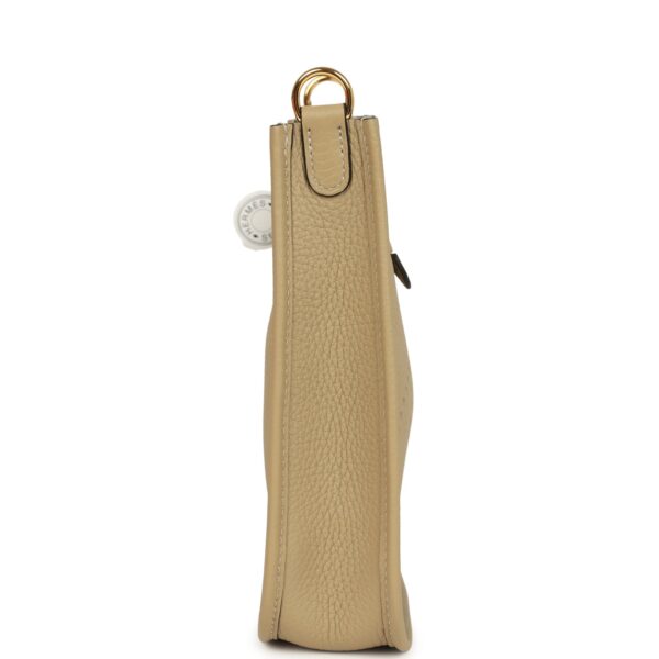 H-E-250728-2-04 Hermès Evelyne TPM Trench Clemence Gold Hardware