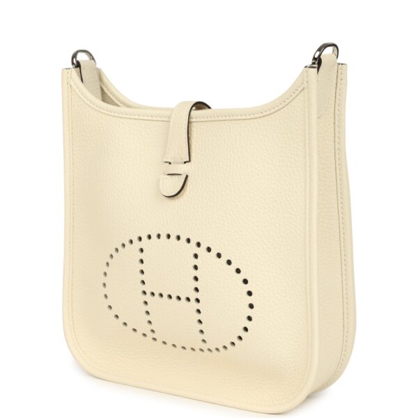 H-E-260331-6-03_e522d771-f639-48 Hermès Evelyne 23 Cream Clemence Palladium Hardware