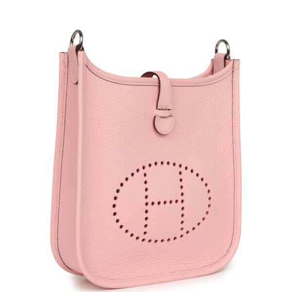 H-E-260622-1-02 Hermès Evelyne TPM Rose Sakura Clemence Palladium Hardware