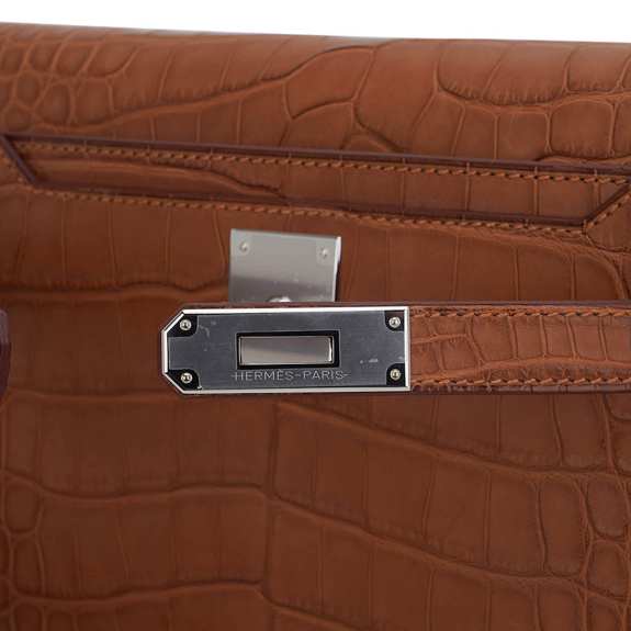 new-hermes-kelly-depeches-25-pou (1) Hermès Kelly Depeches 25 Pouch Matte Gold Alligator with Palladium Hardware