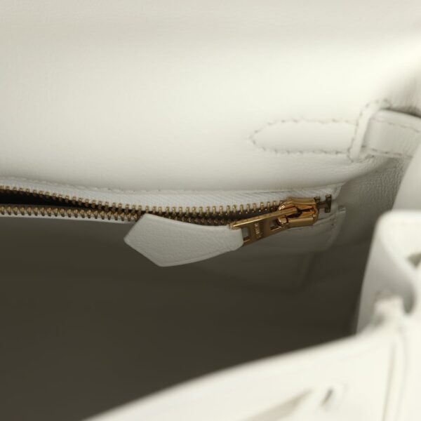 Hermès Kelly Retourne 25 New White Swift Gold Hardware